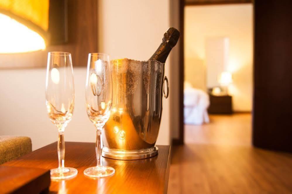 Timbo Park Hotel Екстериор снимка